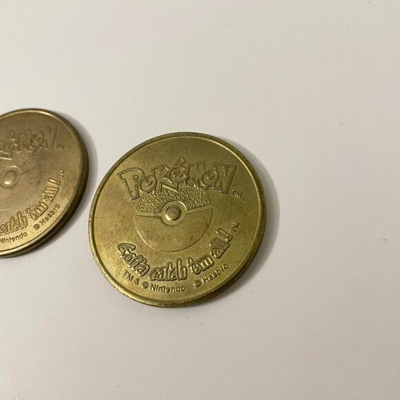Vtg 1999 Hasbro Pokemon Battling Coin Game Incomplete Missing Coin - Picture 7 of 16